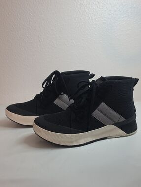 SOREL OUT 'N ABOUT III MID WATERPROOF SNEAKERS FOR THE ELEMENTS LADIES 9.5 VGUC
